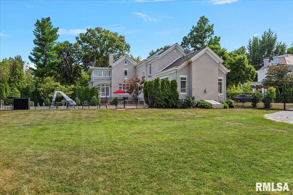 1136 West State Street Jacksonville, IL 62650 - Photo 14 of 97