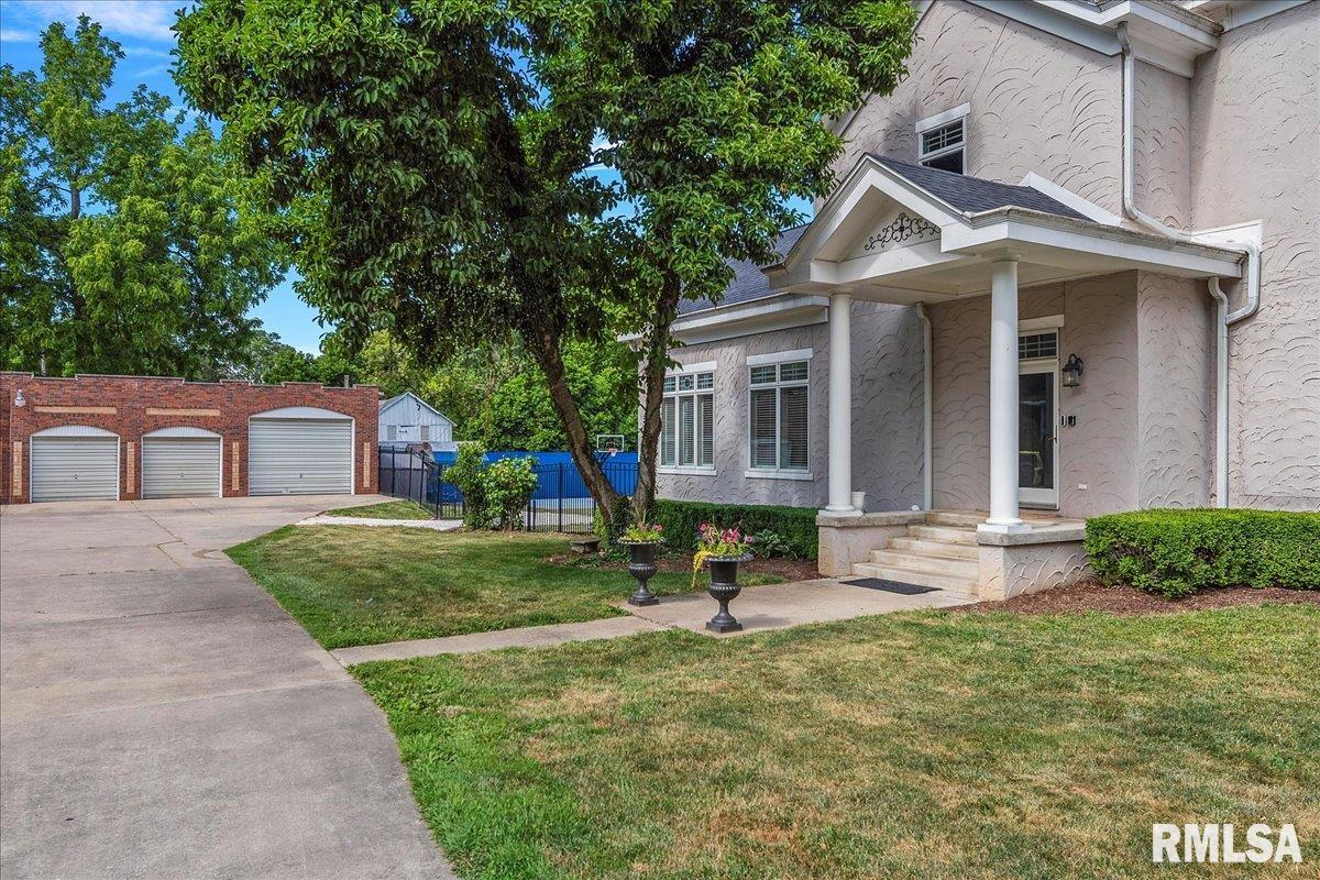 1136 West State Street Jacksonville, IL 62650 - Photo 80 of 97