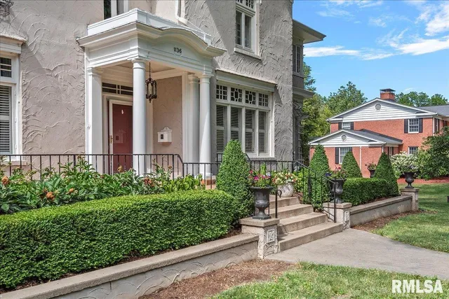 $519,900 | 1136 West State Street, Jacksonville, IL 62650