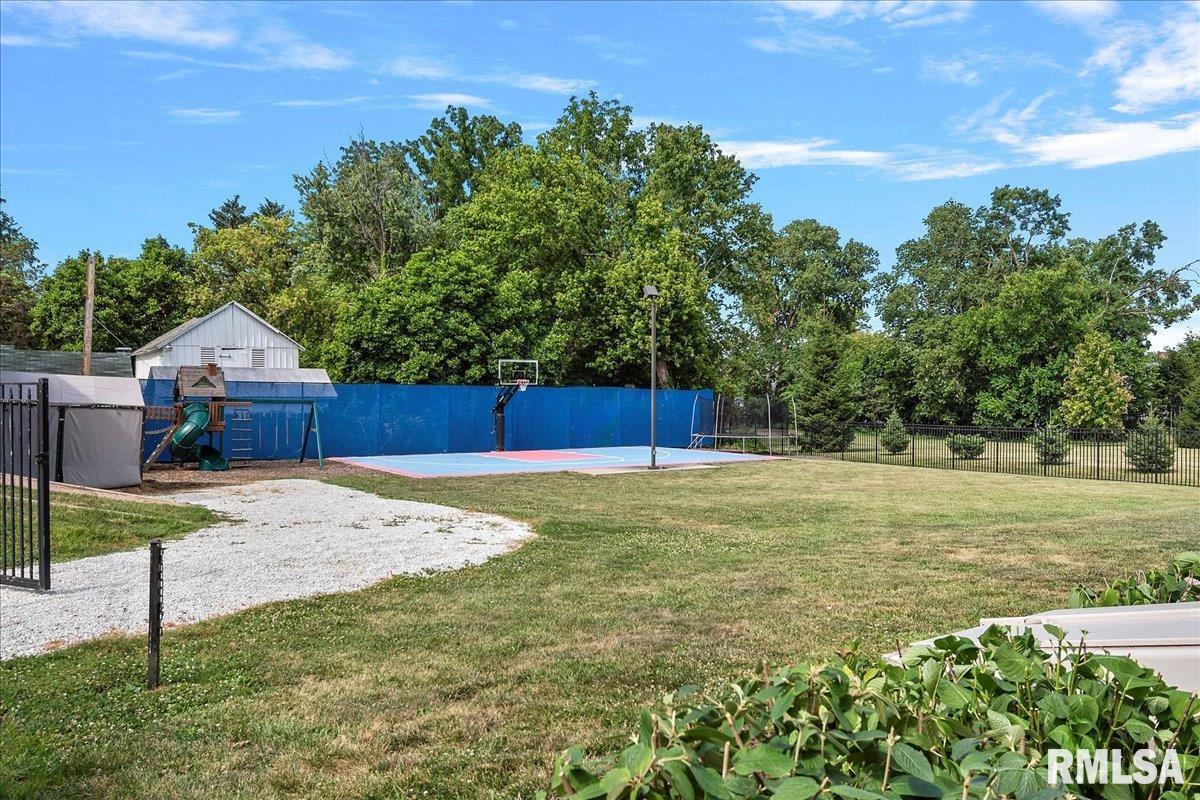 1136 West State Street Jacksonville, IL 62650 - Photo 91 of 97