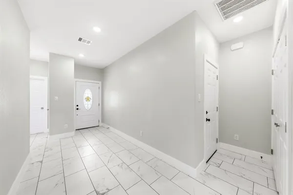 $254,900 | 1202 North Breckenridge Street, Ennis, TX 75119