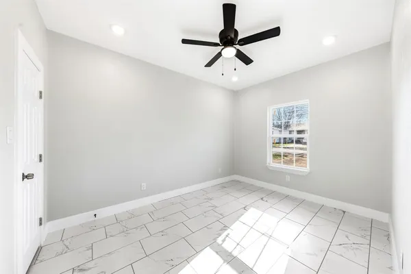 $254,900 | 1202 North Breckenridge Street, Ennis, TX 75119