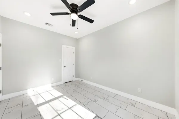 $254,900 | 1202 North Breckenridge Street, Ennis, TX 75119