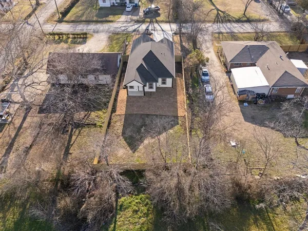 $254,900 | 1202 North Breckenridge Street, Ennis, TX 75119