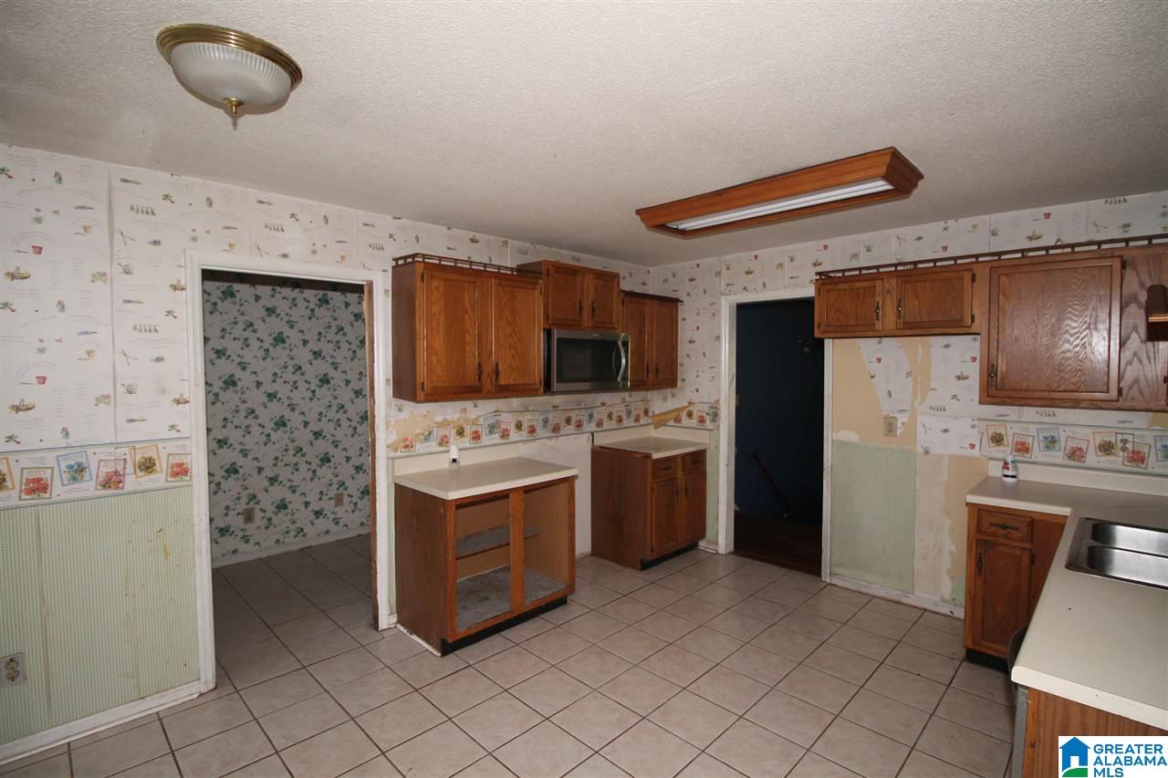 5511 South Shades Crest Road Bessemer, AL 35022 - Photo 6 of 27
