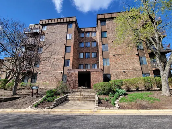 $1,460 | 420 Walnut Creek Road, Unit 3508, Lisle, IL 60532