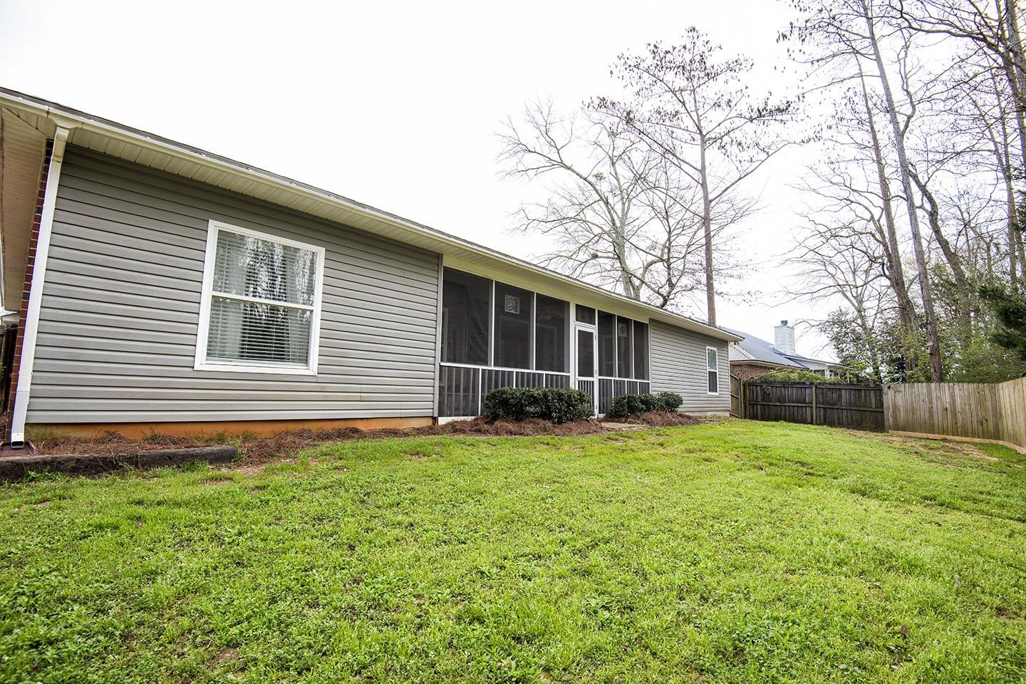 1920 South Bay Street Foley, AL 36535 - Photo 2 of 18