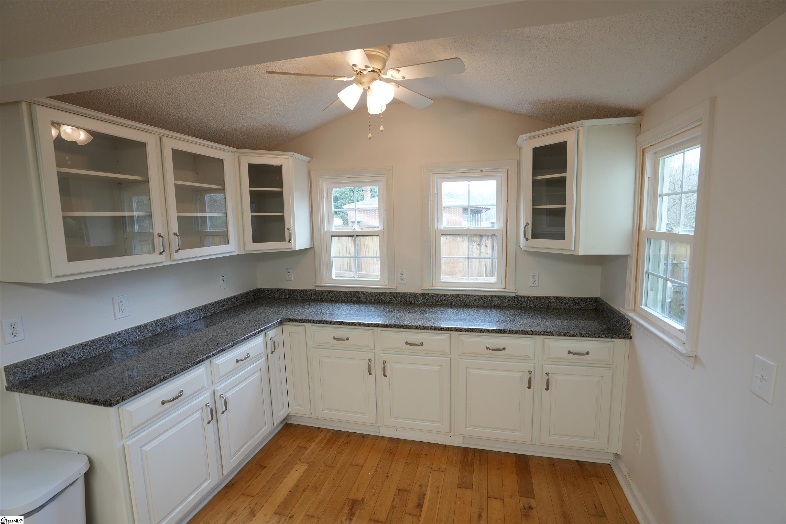 238 Pearson Road Easley, SC 29642 - Photo 13 of 34