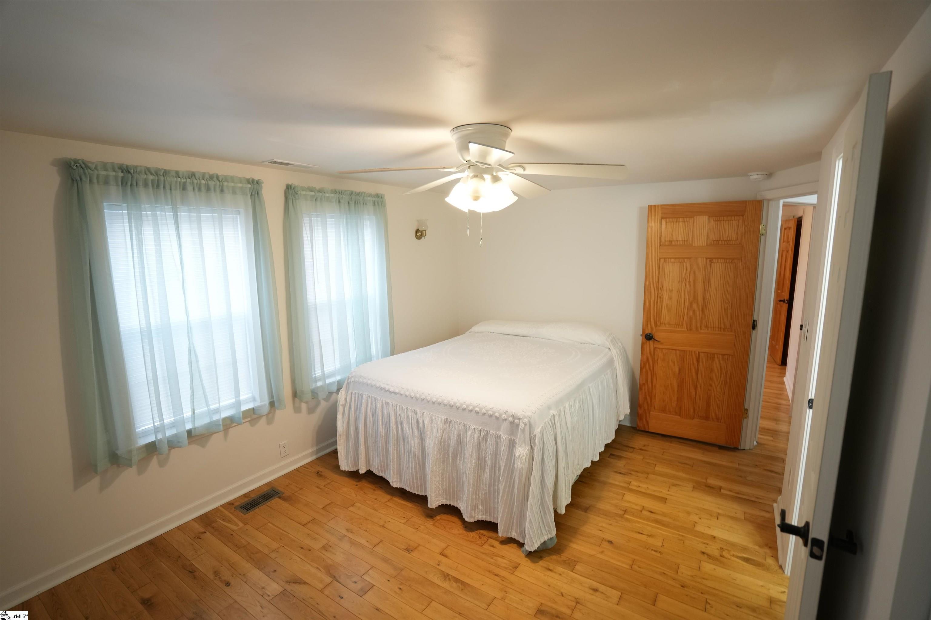 238 Pearson Road Easley, SC 29642 - Photo 16 of 34