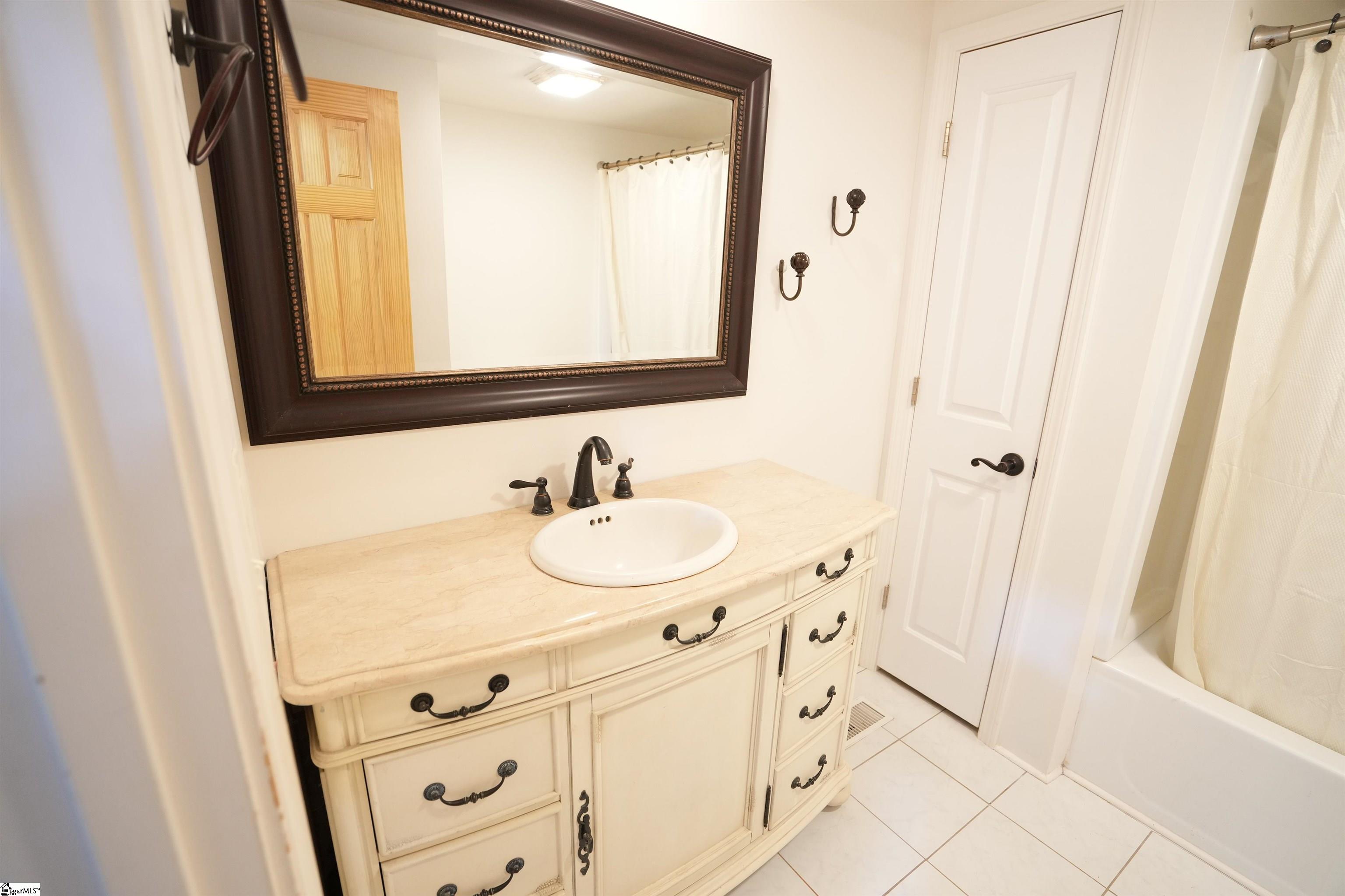 238 Pearson Road Easley, SC 29642 - Photo 20 of 34