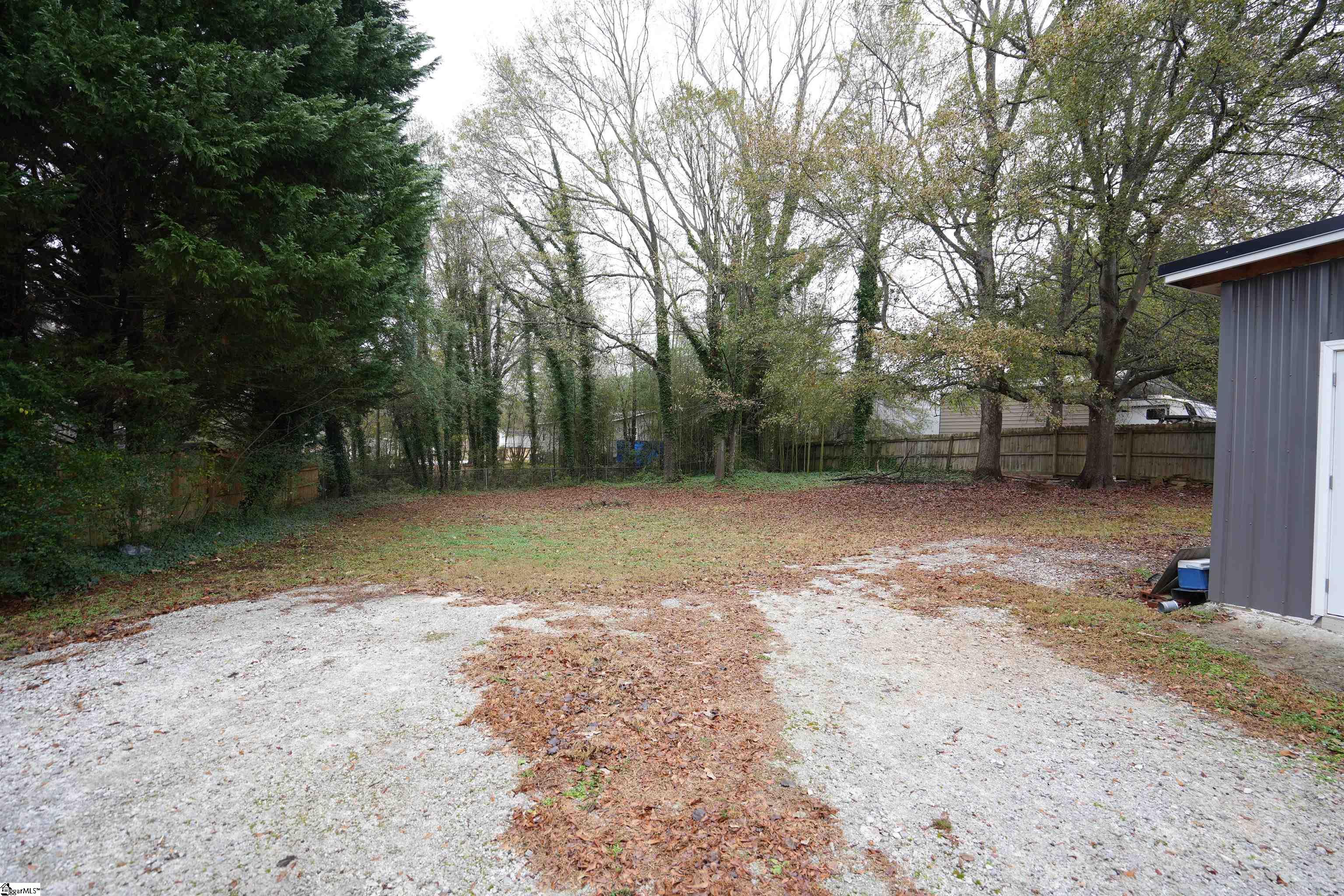 238 Pearson Road Easley, SC 29642 - Photo 8 of 34