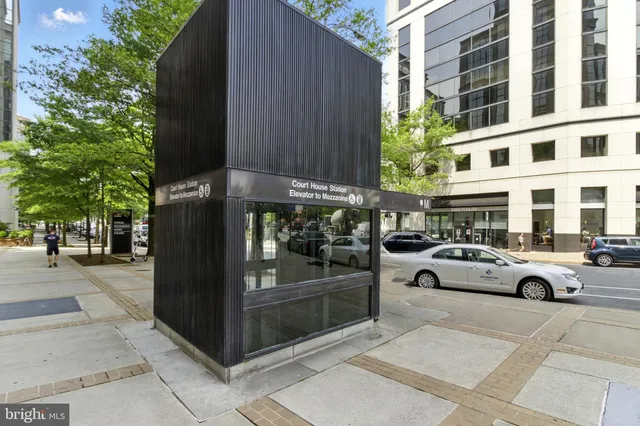 $1,135,000 | 1418 North Rhodes Street, Unit B422, Arlington, VA 22209