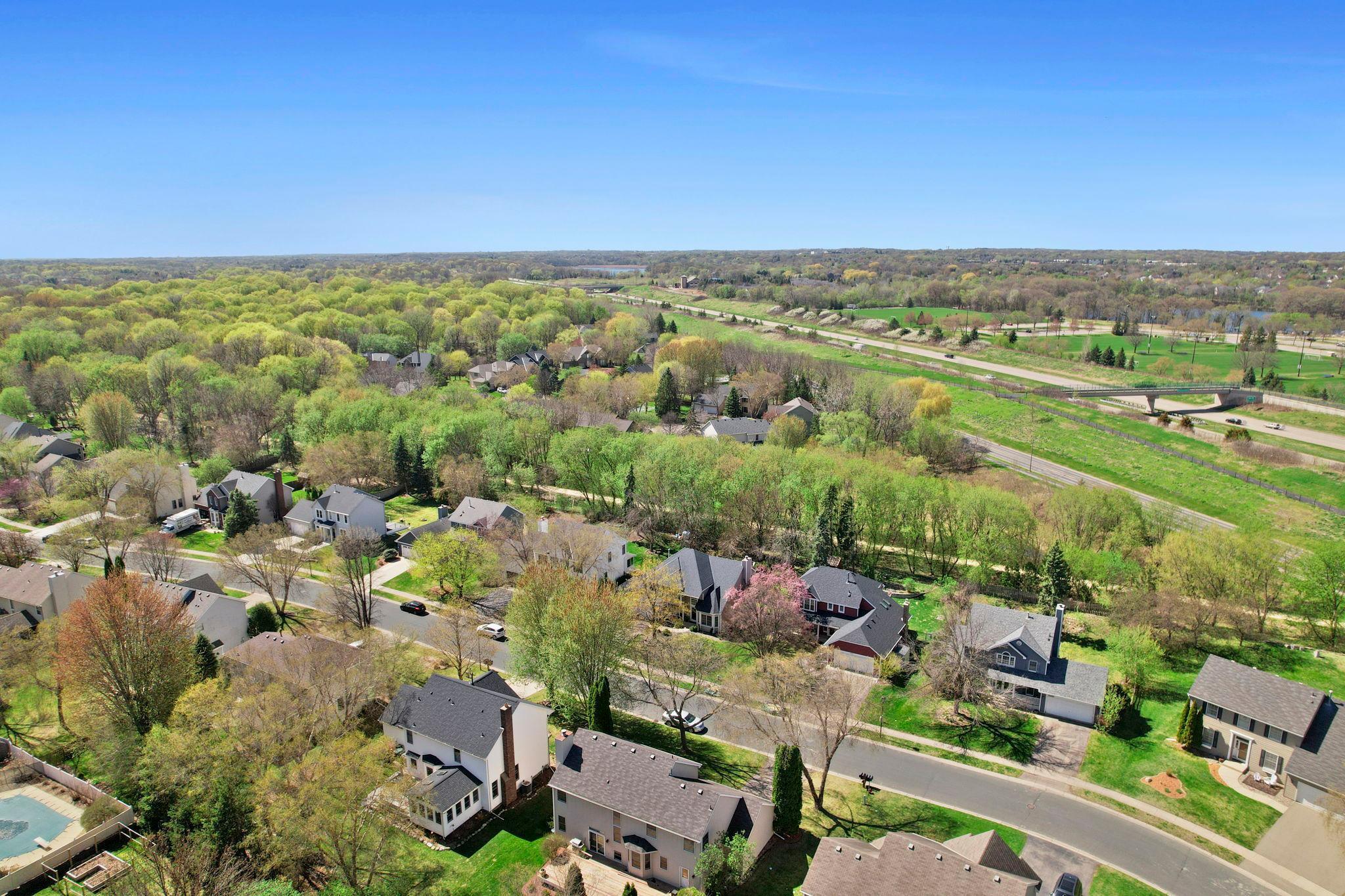 16930 Hanover Lane Eden Prairie, MN 55347 - Photo 4 of 86