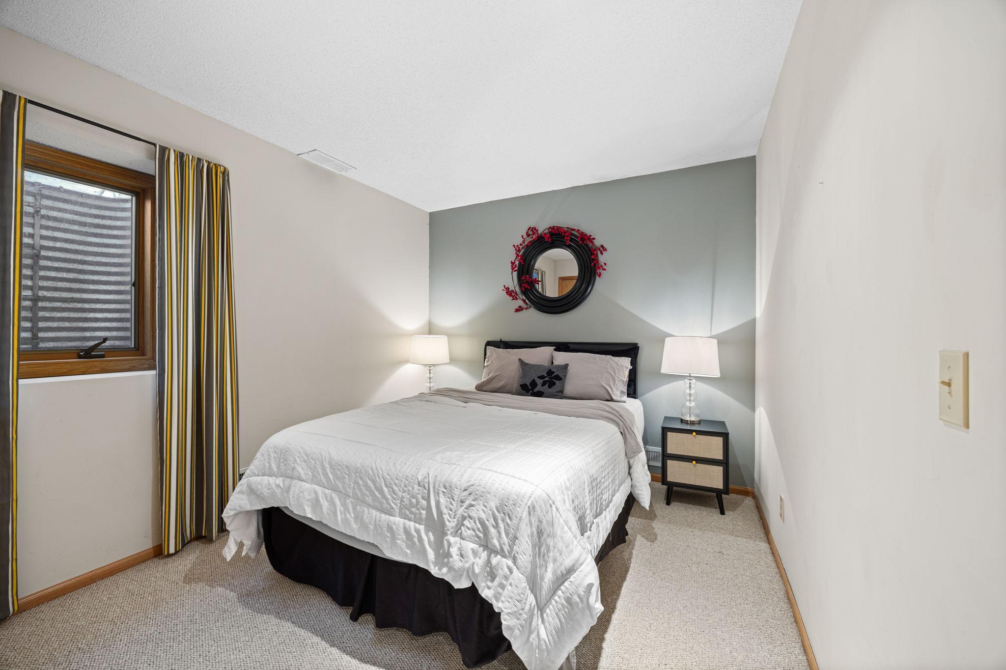 16930 Hanover Lane Eden Prairie, MN 55347 - Photo 51 of 86