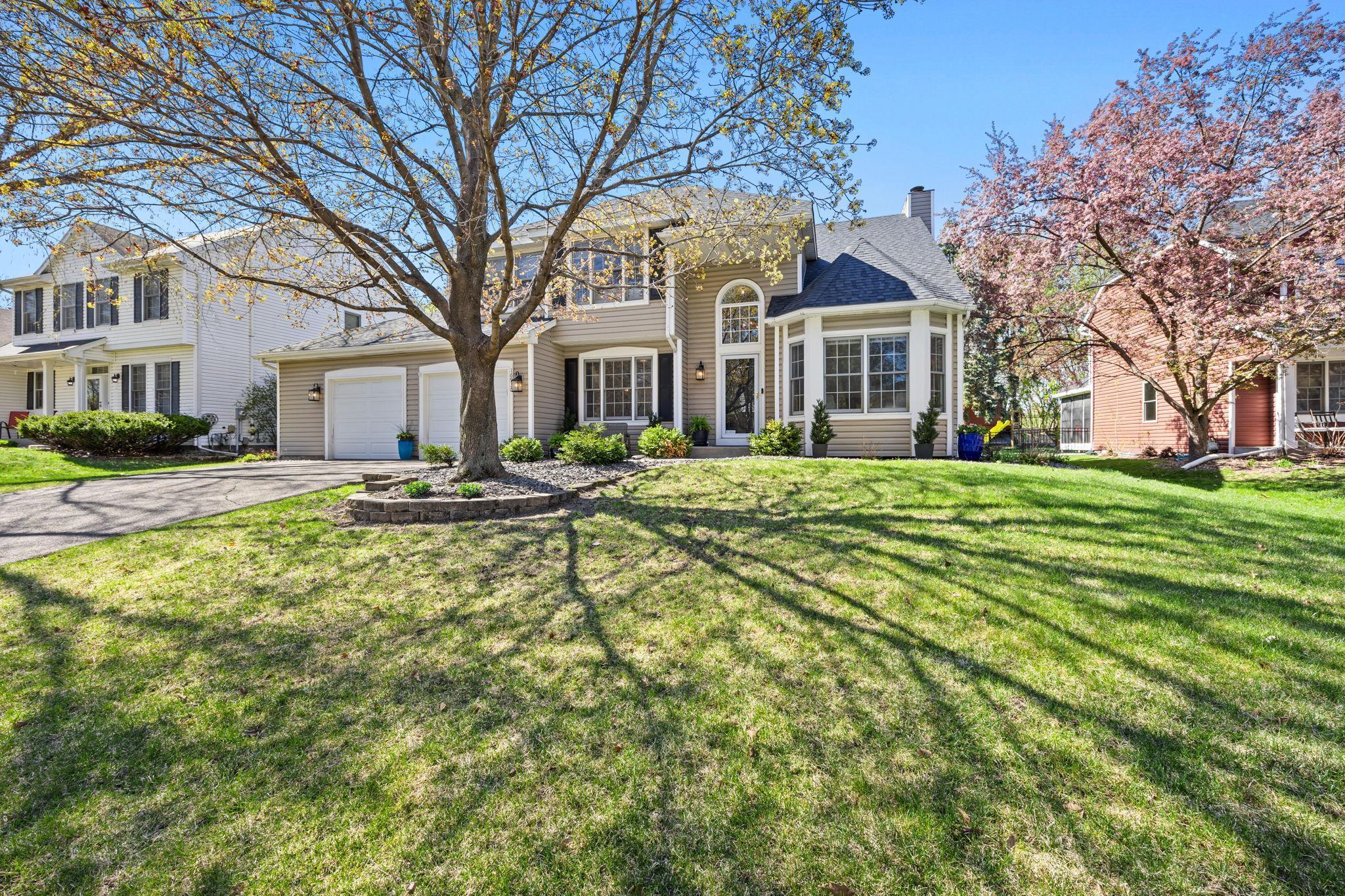 16930 Hanover Lane Eden Prairie, MN 55347 - Photo 8 of 86