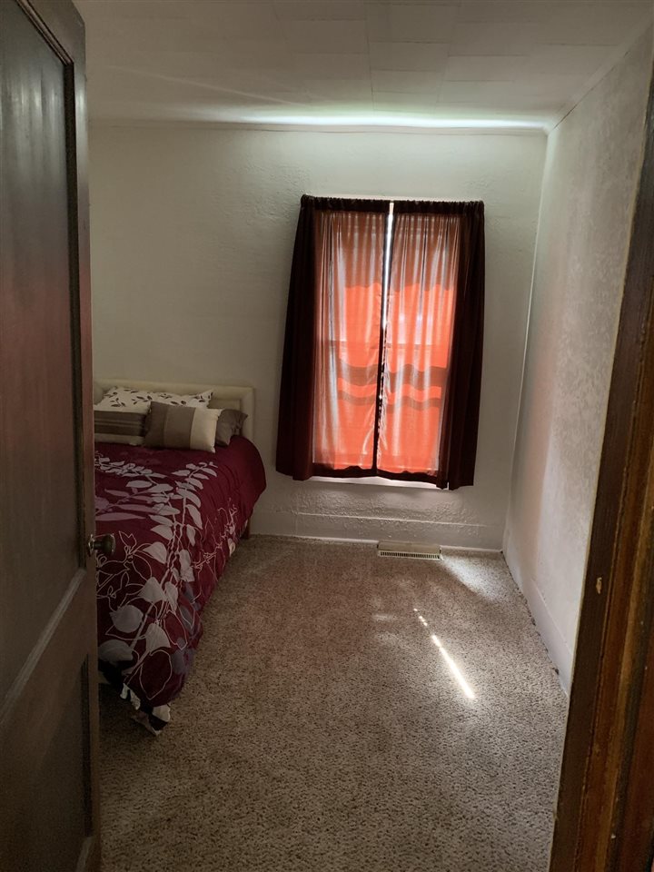 723 West Madison Road St. Louis, MI 48880 - Photo 9 of 16 1892101-8.JPG
