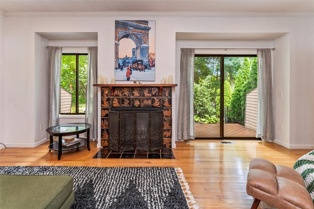 29 Menlo Place Rochester, NY 14620 - Photo 15 of 42