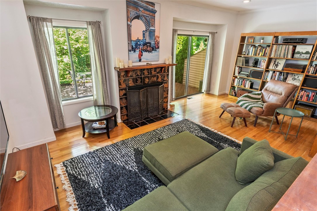 29 Menlo Place Rochester, NY 14620 - Photo 20 of 42