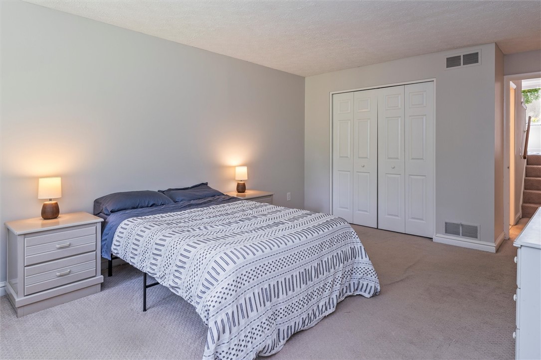 29 Menlo Place Rochester, NY 14620 - Photo 33 of 42