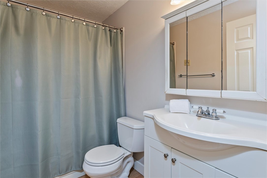 29 Menlo Place Rochester, NY 14620 - Photo 34 of 42