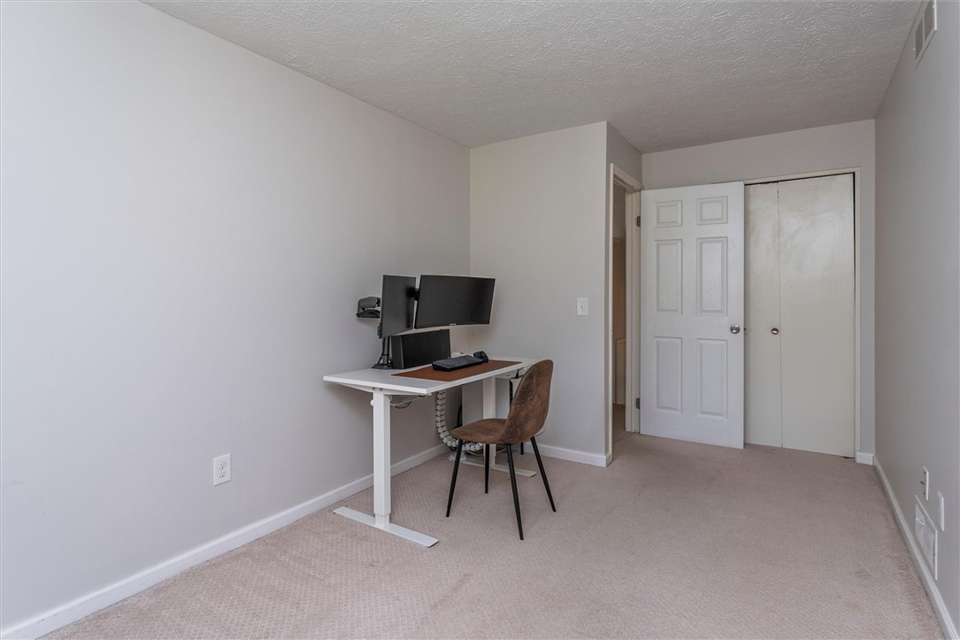 29 Menlo Place Rochester, NY 14620 - Photo 36 of 42