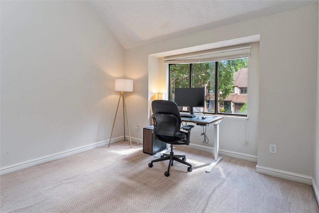 29 Menlo Place Rochester, NY 14620 - Photo 37 of 42