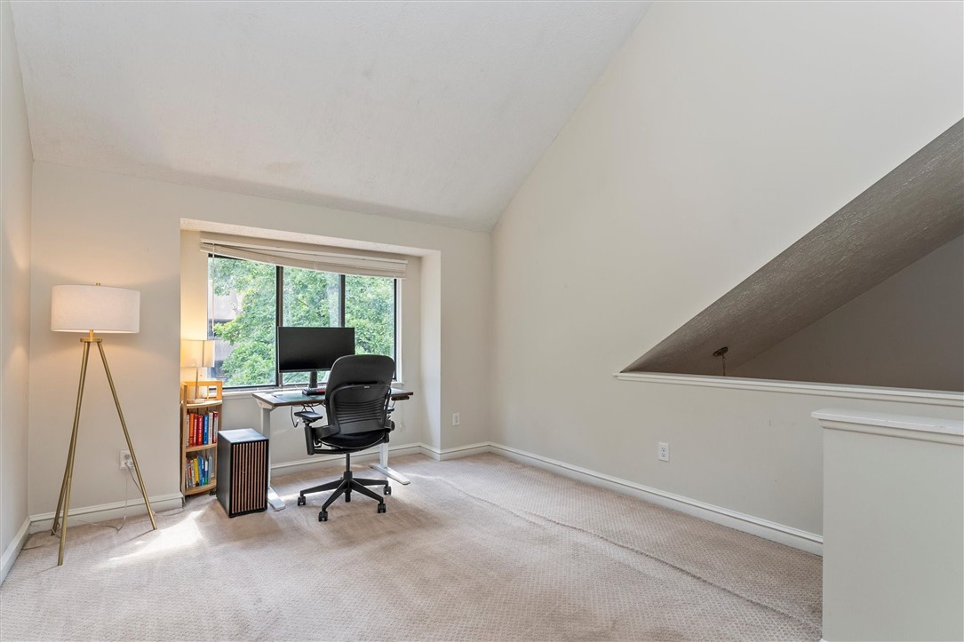 29 Menlo Place Rochester, NY 14620 - Photo 40 of 42