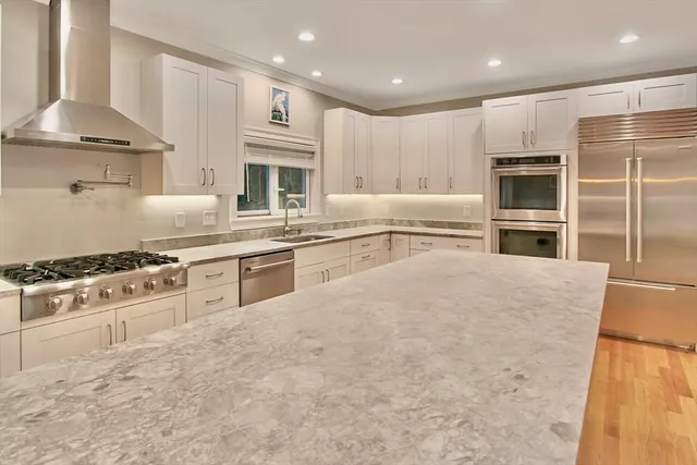 $1,299,000 | 22 Austin Lane, Hollis, NH 03049