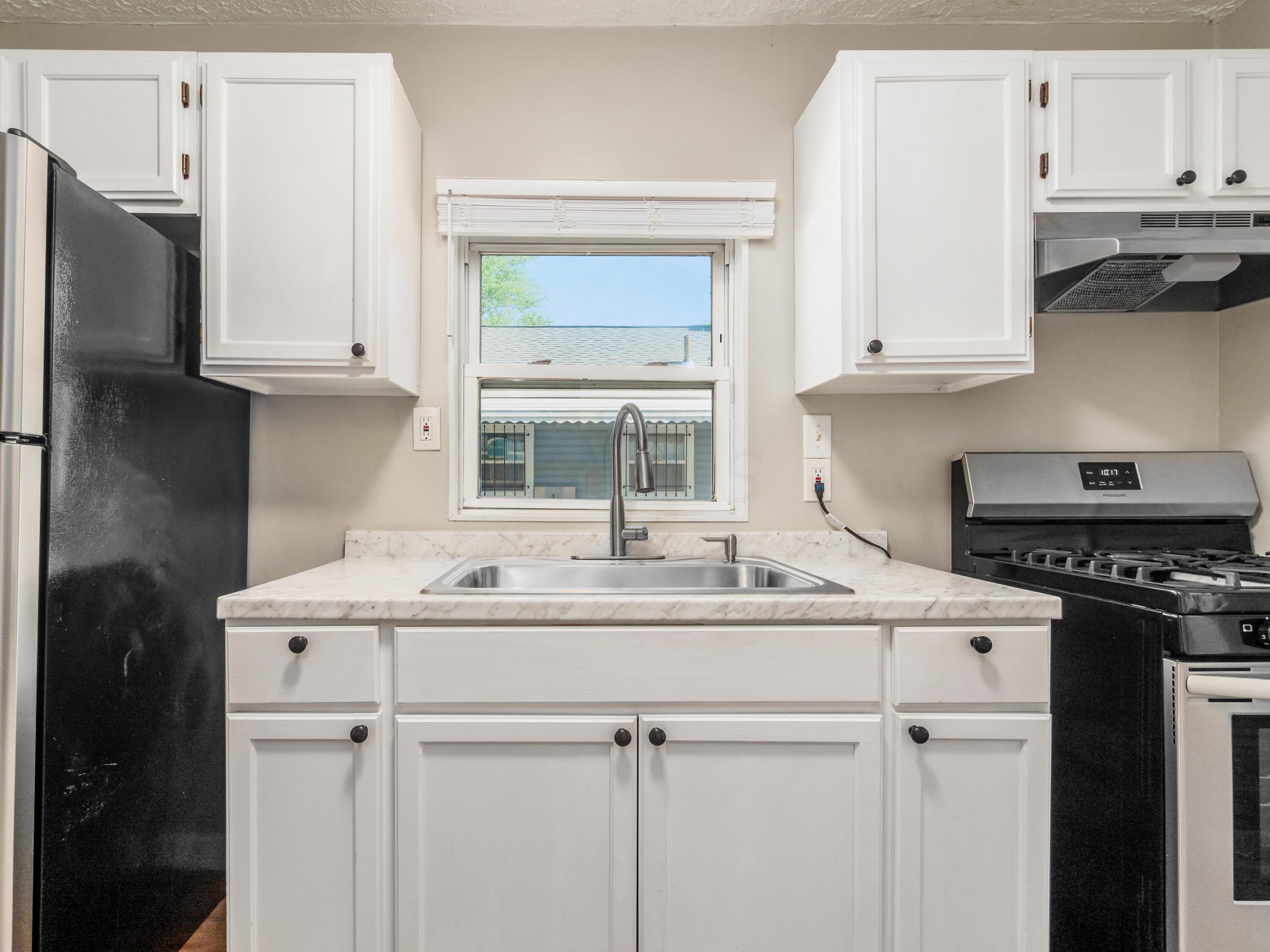 2585 Howey Road Columbus, OH 43211 - Photo 7 of 19 N_2585_Howey_052
