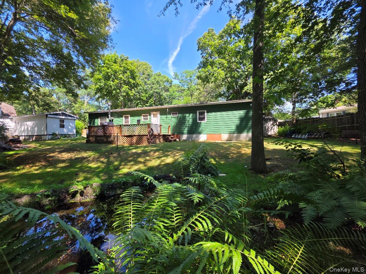 83 Forge Road, Unit 2 Riverhead, NY 11901 - Photo 2 of 11 Gallery Image 2