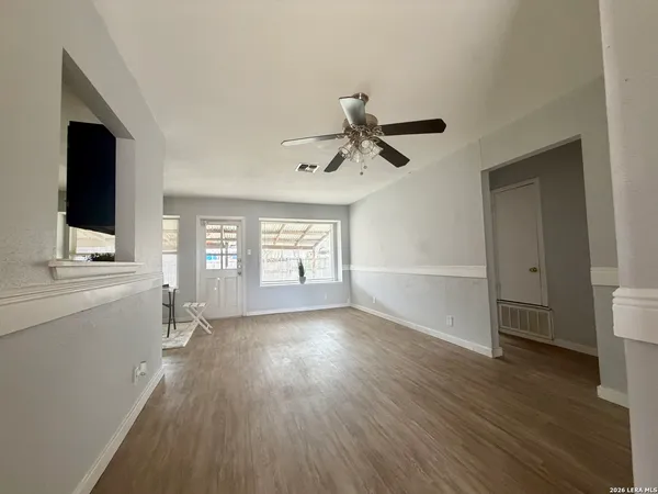 $1,600 | 10822 Green Brook Drive, San Antonio, TX 78223