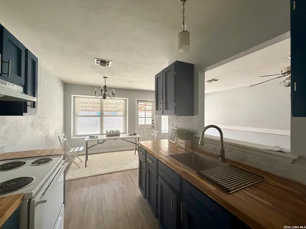 $1,600 | 10822 Green Brook Drive, San Antonio, TX 78223
