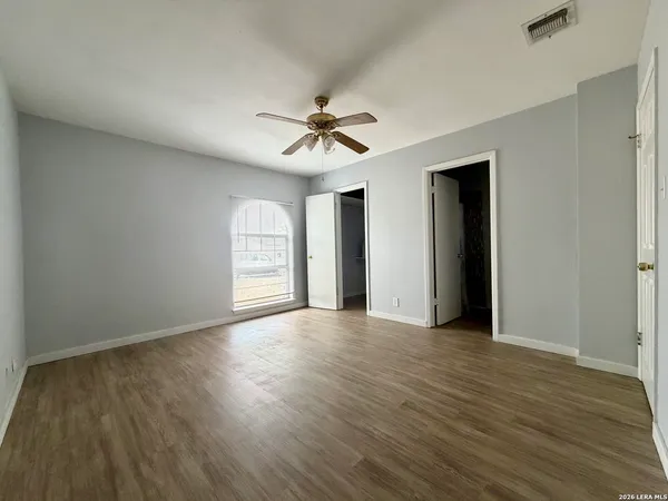 $1,600 | 10822 Green Brook Drive, San Antonio, TX 78223