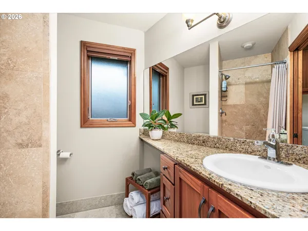 $1,130,000 | 2746 Norbert Lane, Eugene, OR 97401