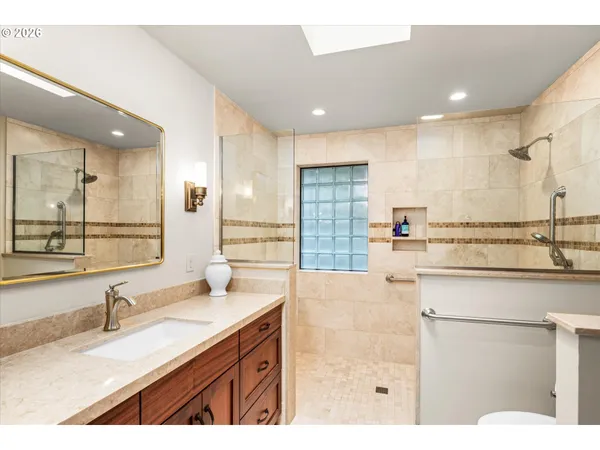$1,130,000 | 2746 Norbert Lane, Eugene, OR 97401