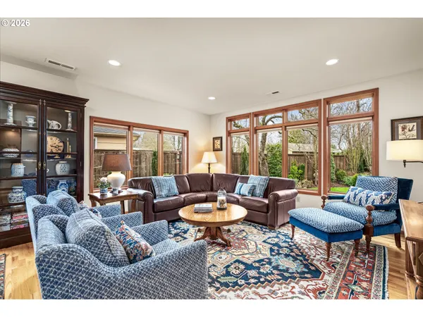 $1,130,000 | 2746 Norbert Lane, Eugene, OR 97401
