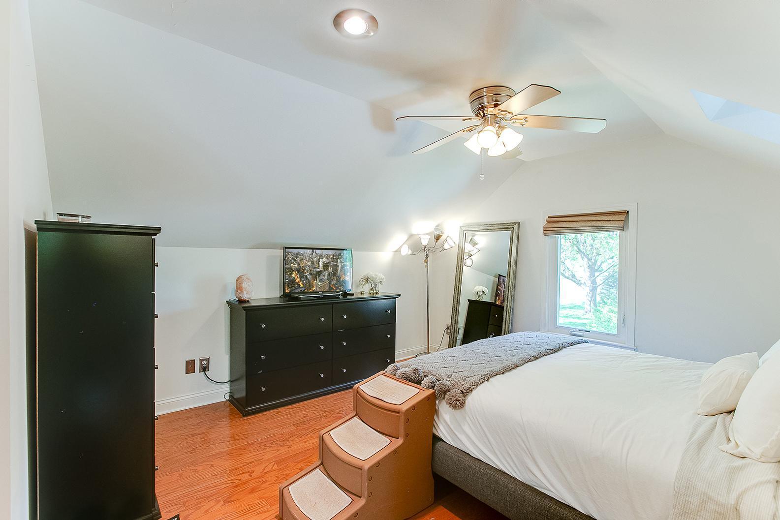 6616 Cedar Lake Road South Minneapolis, MN 55426 - Photo 20 of 28