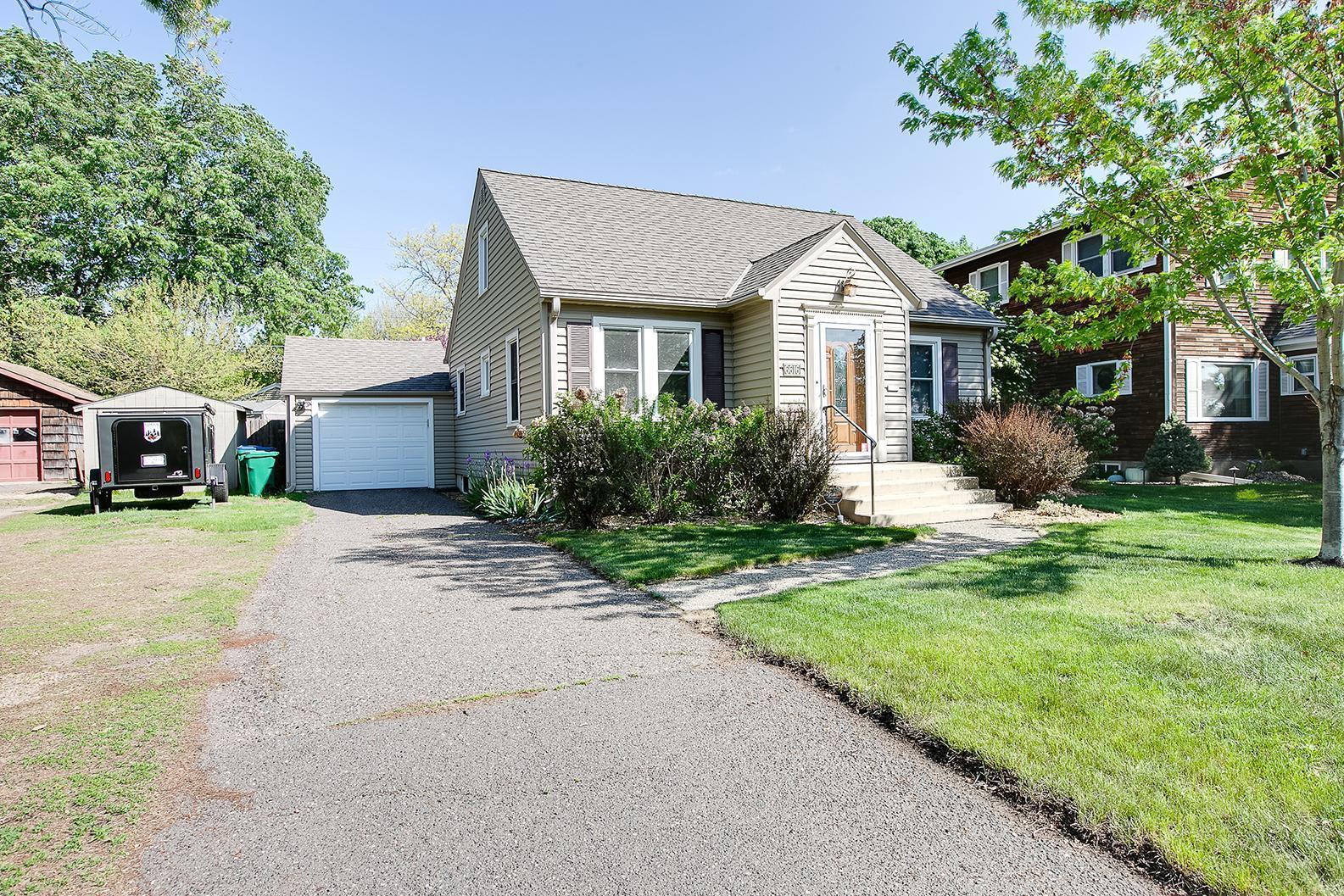 6616 Cedar Lake Road South Minneapolis, MN 55426 - Photo 4 of 28
