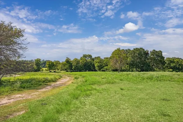 $7,750,000 | 4008 Fm 979, Cameron, TX 76520