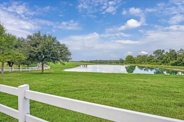 $7,750,000 | 4008 Fm 979, Cameron, TX 76520