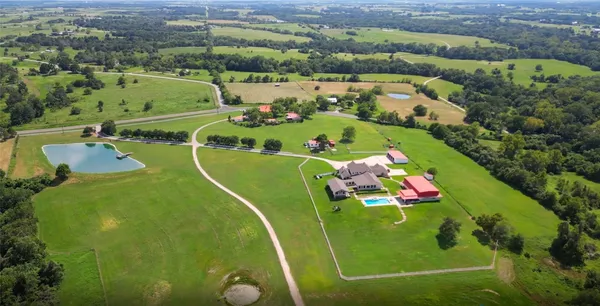 $7,750,000 | 4008 Fm 979, Cameron, TX 76520