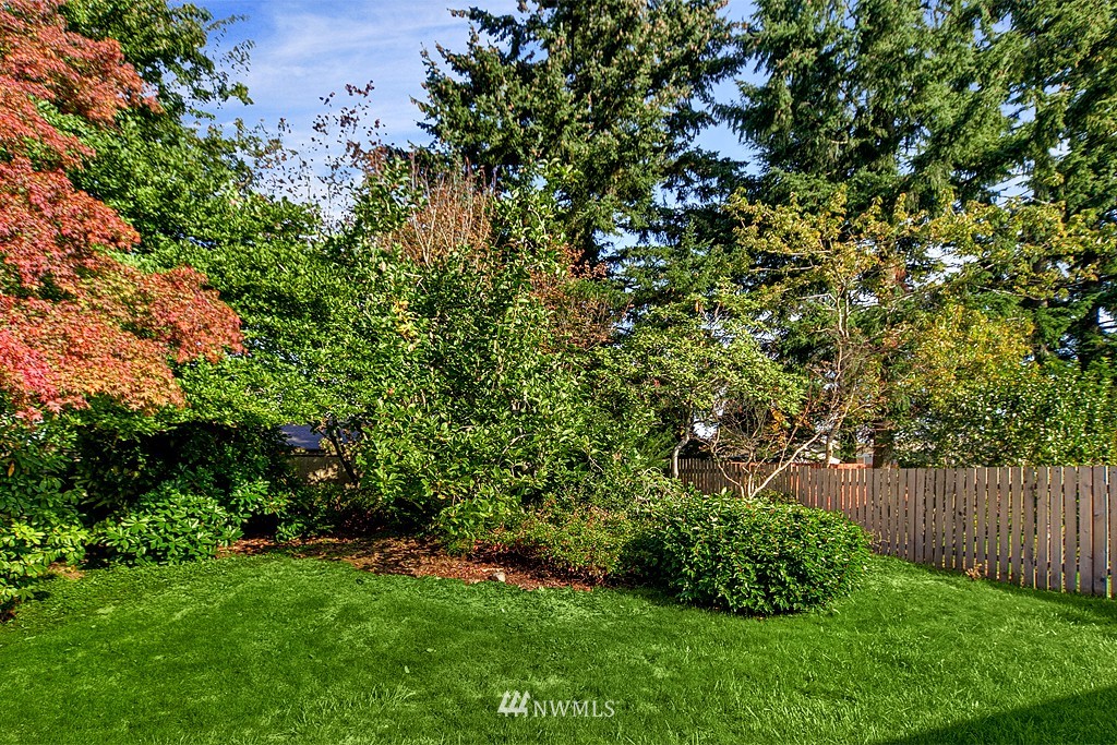 11902 Southeast 168th Street Renton, WA 98058 - Photo 13 of 15