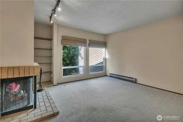 $235,000 | 15711 4th Avenue South, Unit 22, Burien, WA 98148