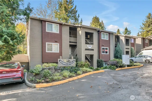 $235,000 | 15711 4th Avenue South, Unit 22, Burien, WA 98148