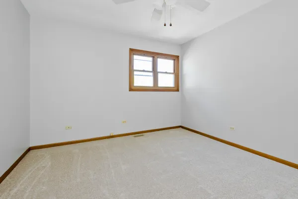 $3,500 | 7745 Woodstock Drive, Tinley Park, IL 60477