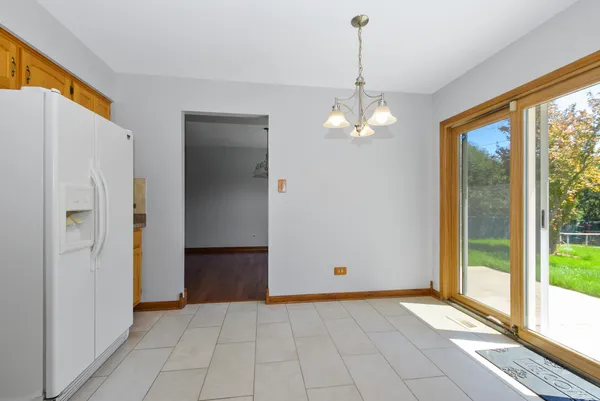 $3,500 | 7745 Woodstock Drive, Tinley Park, IL 60477