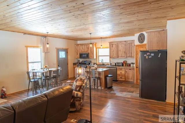 $675,000 | 4370 Hannah's Crossing, Ashton, ID 83420