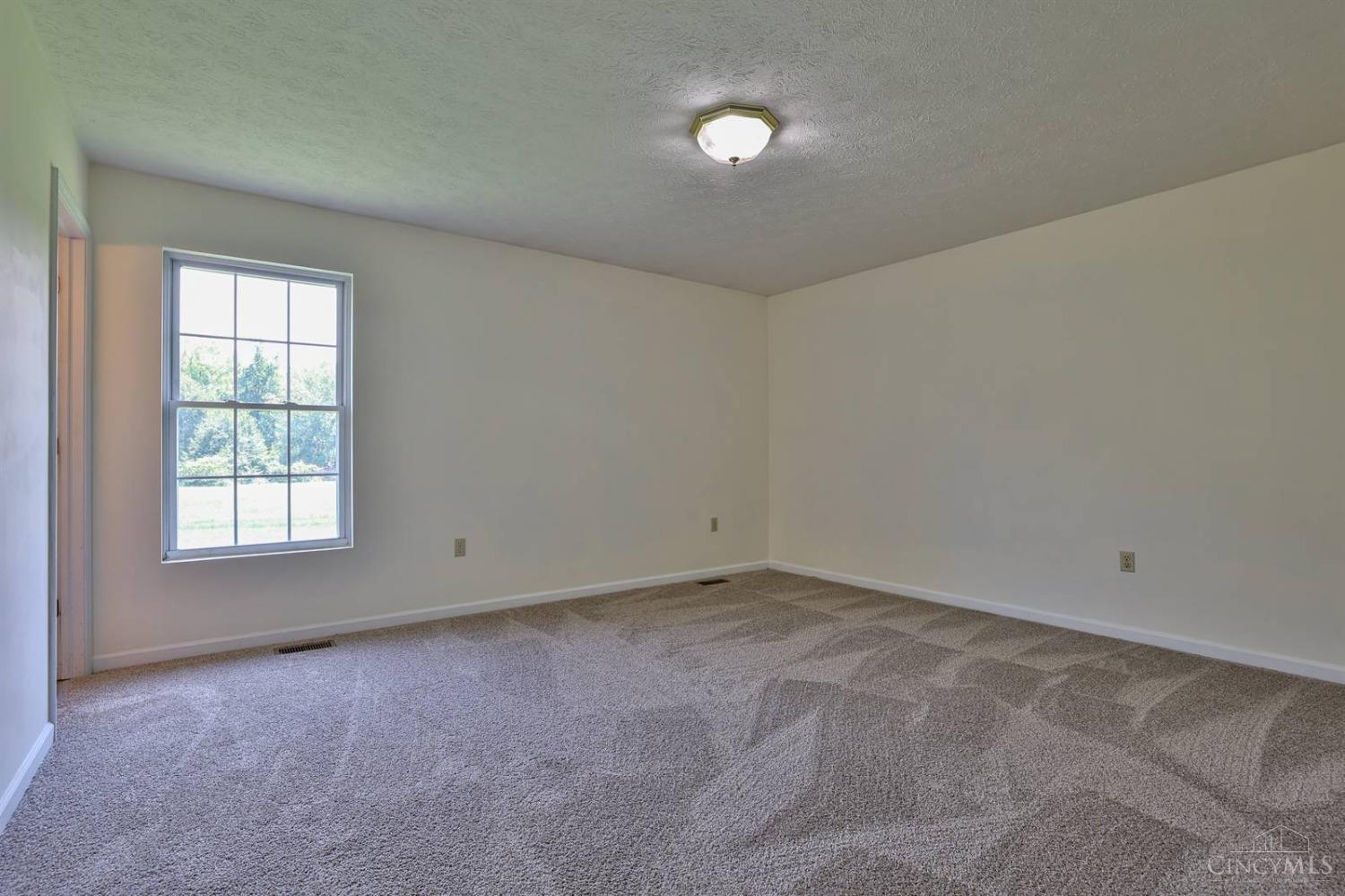 7483 Strout Road Clarksville, OH 45113 - Photo 15 of 38 Gallery Image 15