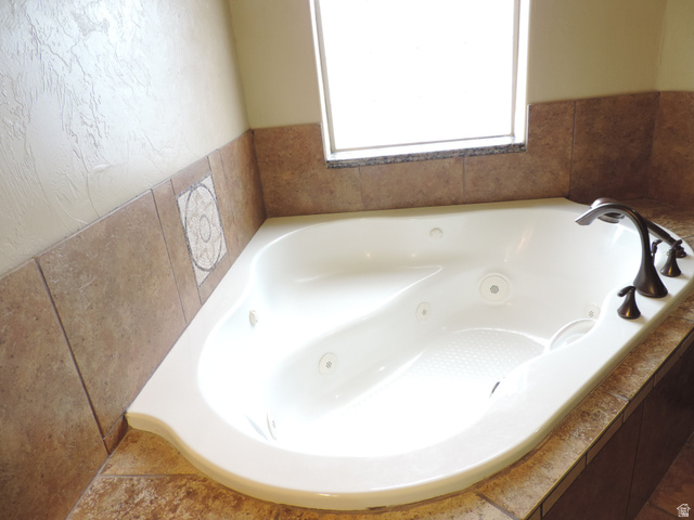 140 North 200 E Street Glenwood, UT 84730 - Photo 21 of 54 Bathroom featuring a tub with jets