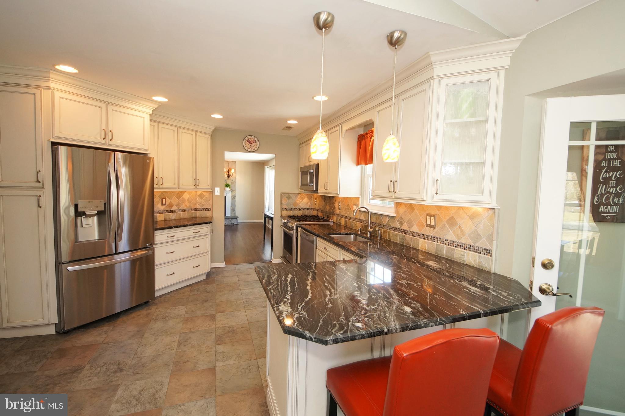 51 Amberfield Road Robbinsville, NJ 08691 - Photo 8 of 31 Kitchen